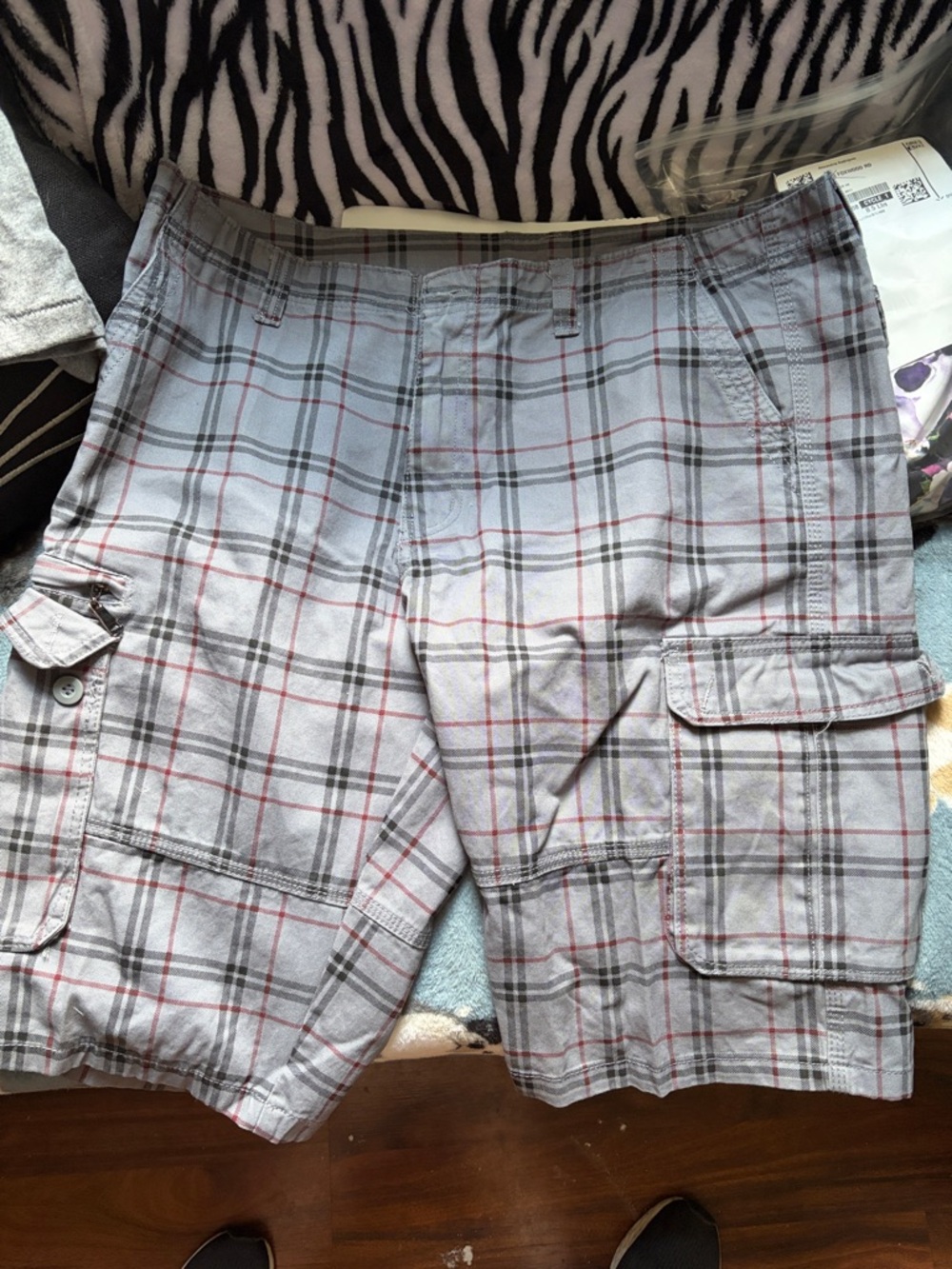 Vintage Plaid Cargo Shorts - Gray with Red and Black Trim